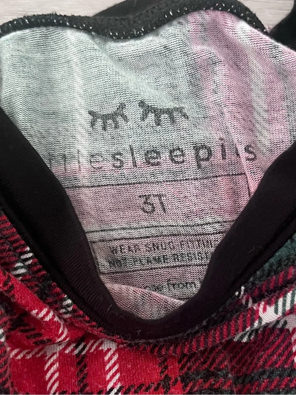 LITTLE SLEEPIES holly plaid 2pc pj set